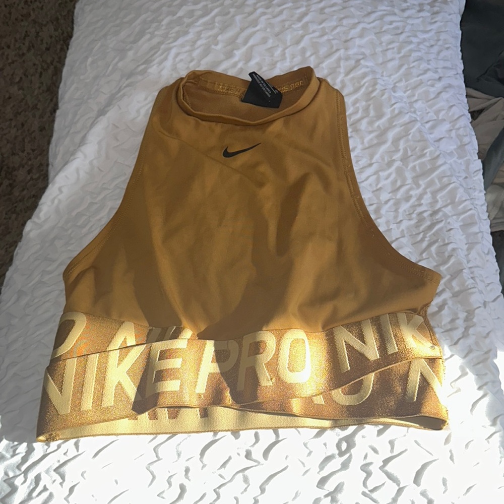 Nike workout tank